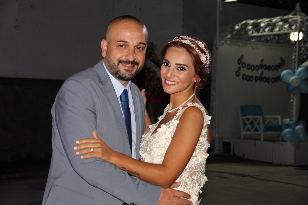 Allah damatlığını da göstersin!