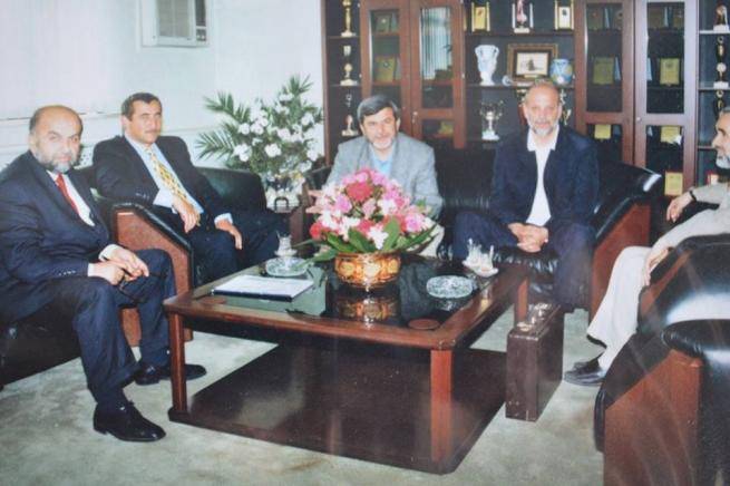 Ahmet Penbegüllü'nün En İlginç Resimleri