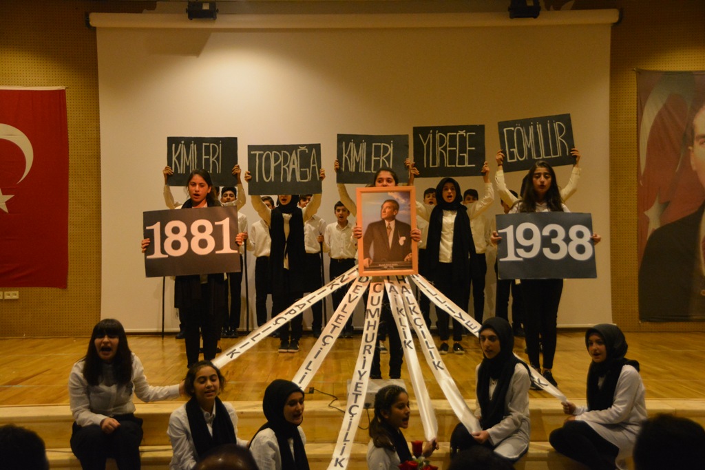 Atatürk Dilovası'nda Anıldı