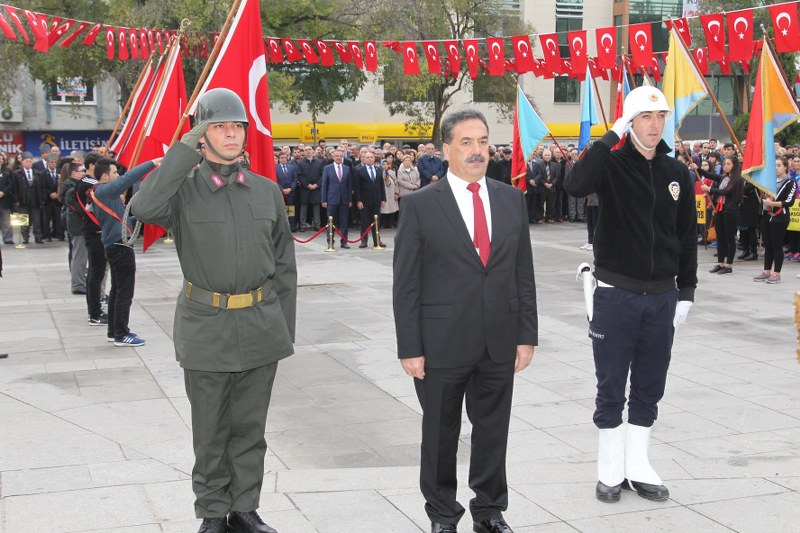 Atatürk Gebze’de saygı ve minnetle anıldı