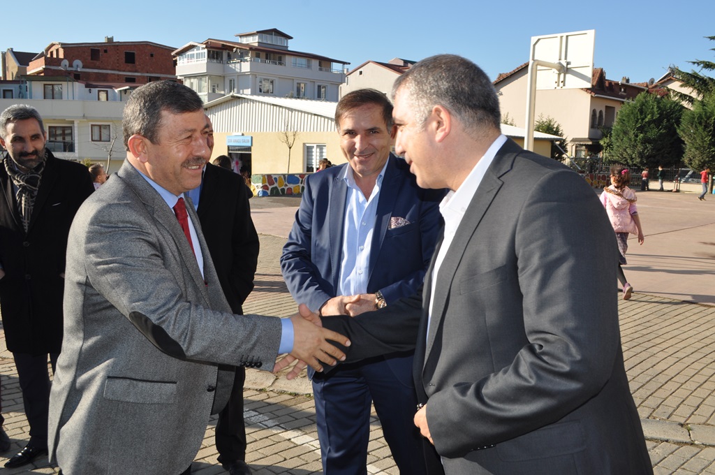 Hayırsever işadamlarından Darıca’ya modern salon!