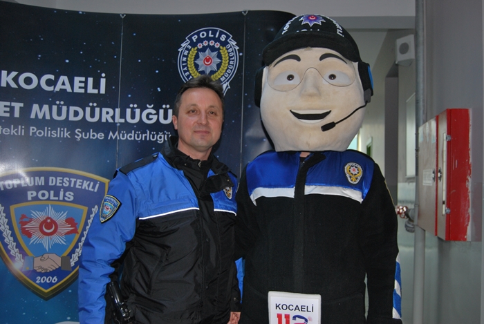 Öğrenciler Çayırova’da Kütüphaneden Çıkamayacak