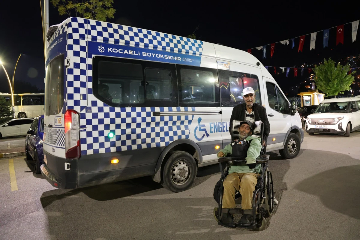 27 kitaplık başarı hik&acirc;yesine &ldquo;Engelsiz Taksi&rdquo; desteği