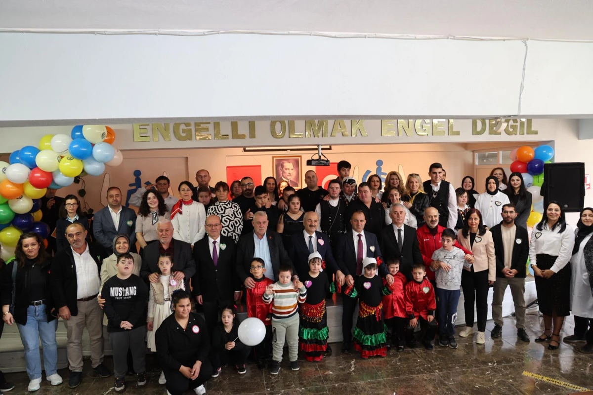3 Aralık Dünya Engelliler Günü Gebze’de Anlamlı Programla Kutlandı