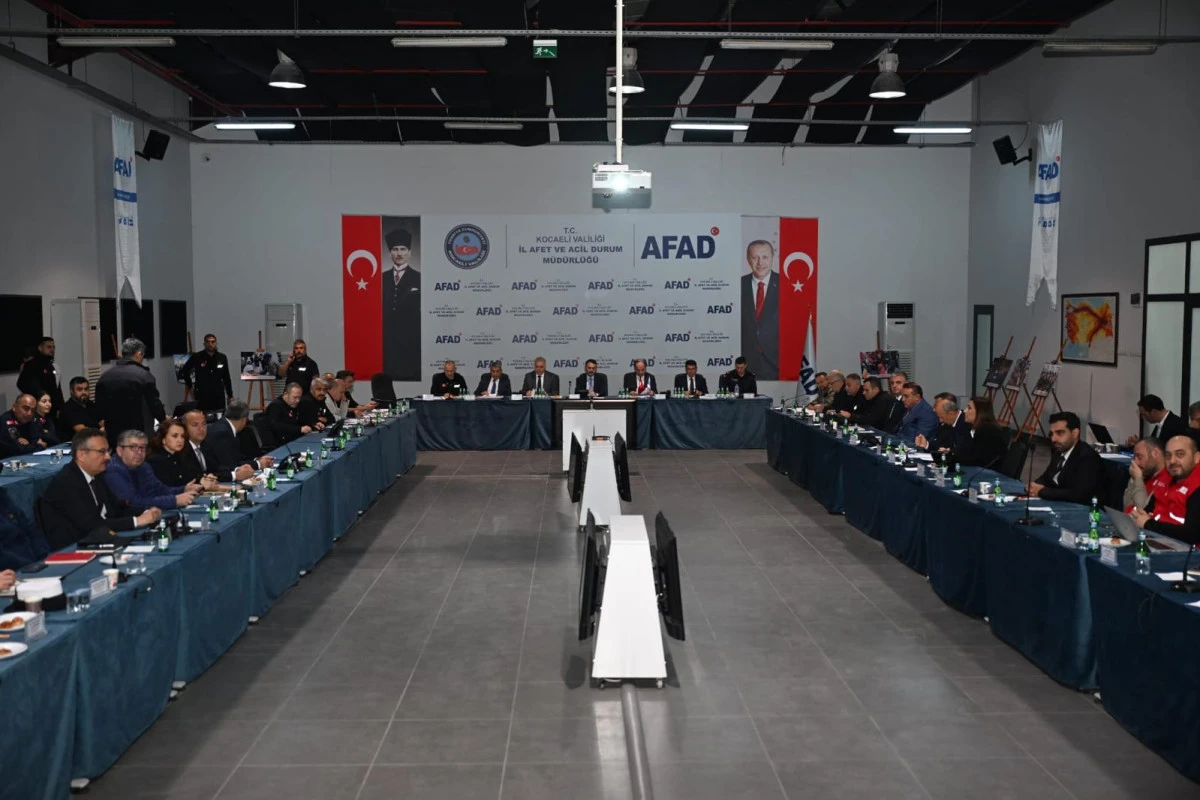 7 İl&rsquo;de Eş Zamanlı Olarak Y&uuml;r&uuml;t&uuml;len Ulusal Afet Tatbikatı İlimizde Vali İlhami Aktaş&rsquo;ın  Katılımıyla Yapıldı
