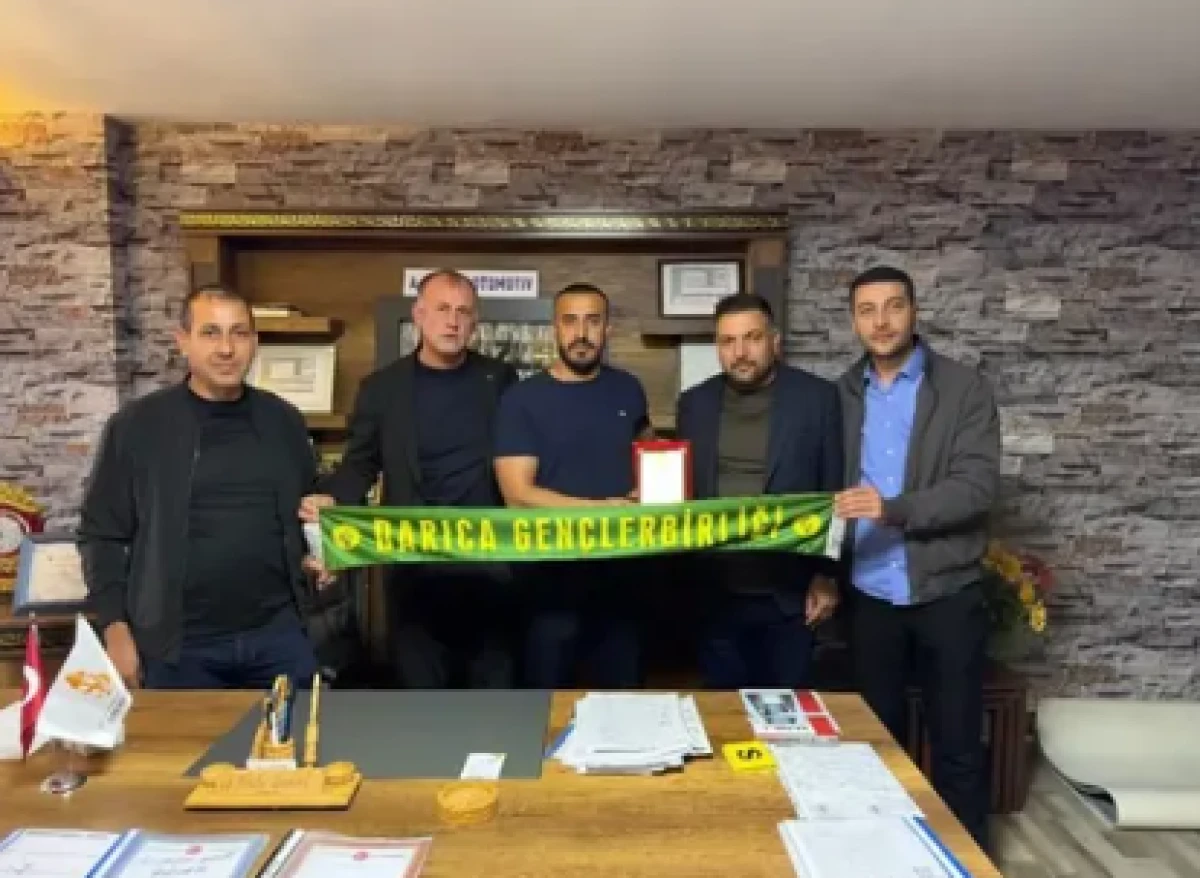 A. İKİZLER İNŞAAT&rsquo;TAN DARICA KUL&Uuml;B&Uuml;NE ANLAMLI DESTEK