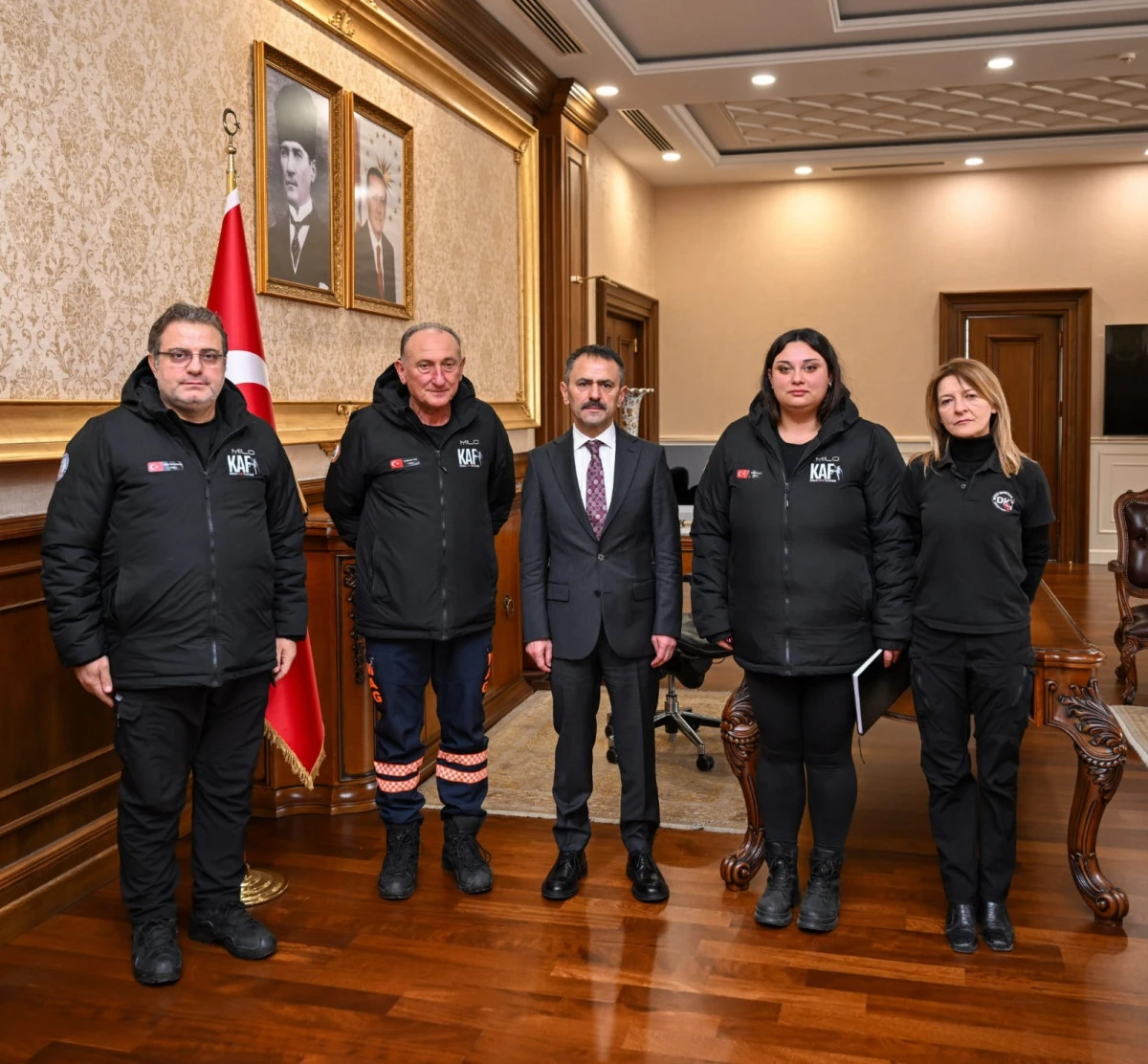 Afet Platformu Yeni Y&ouml;netiminden Vali İlhami Aktaş&rsquo;a Ziyaret