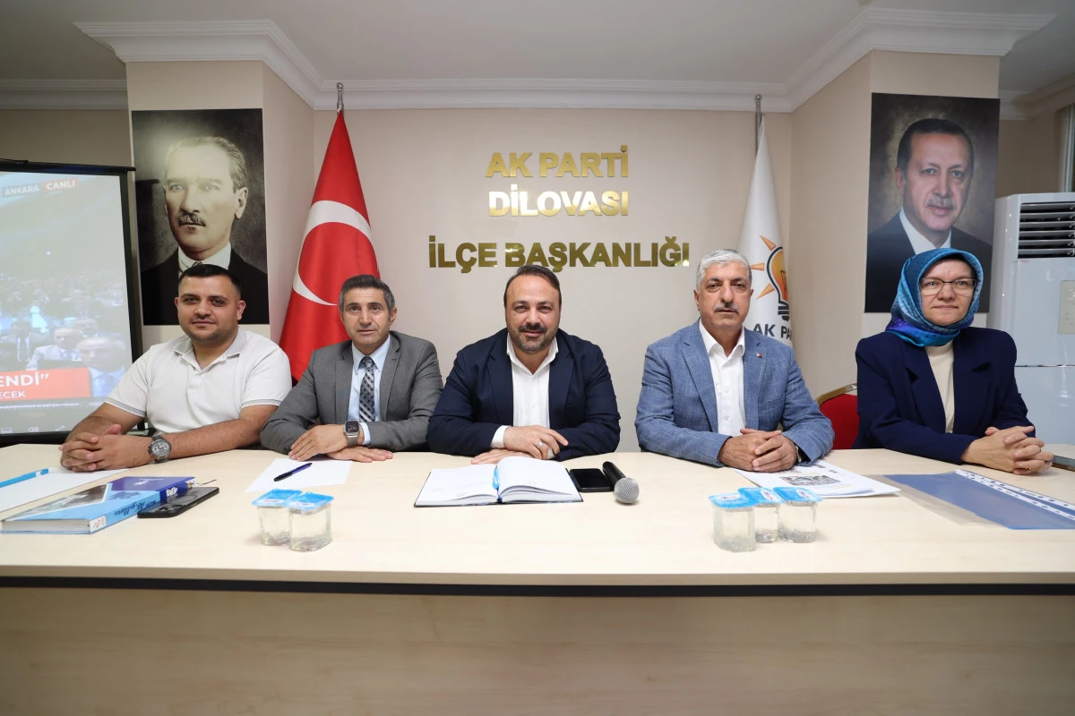 AK Parti Dilovası'nda Daraltılmış İl&ccedil;e Danışma Meclisi Toplantısı Ger&ccedil;ekleştirildi