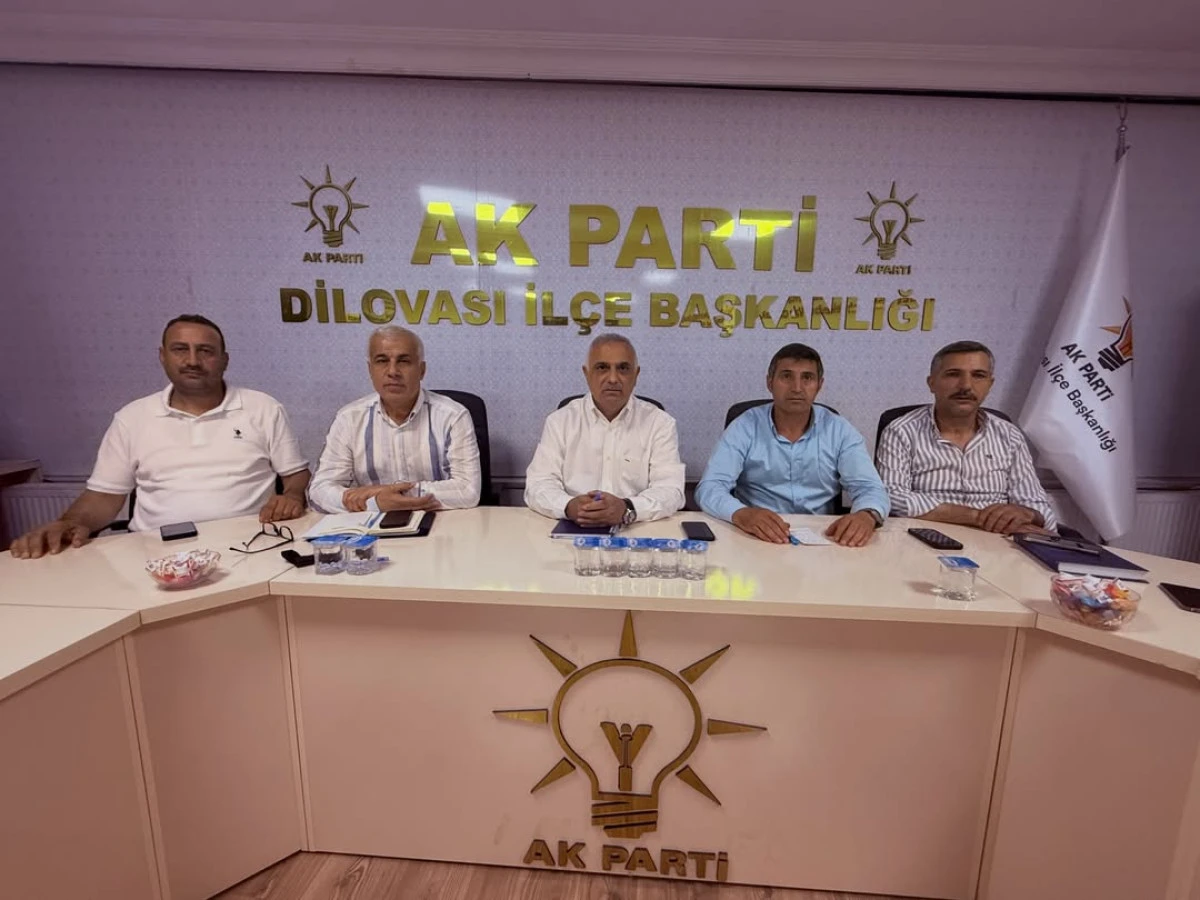 AK Parti Haftalık Olağan Y&ouml;netim Kurulu Toplantısını Ger&ccedil;ekleştirdi
