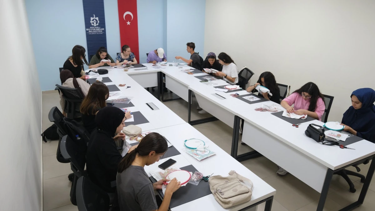 Akademi Lise Yaz Okulu&rsquo;nda başvurular s&uuml;r&uuml;yor