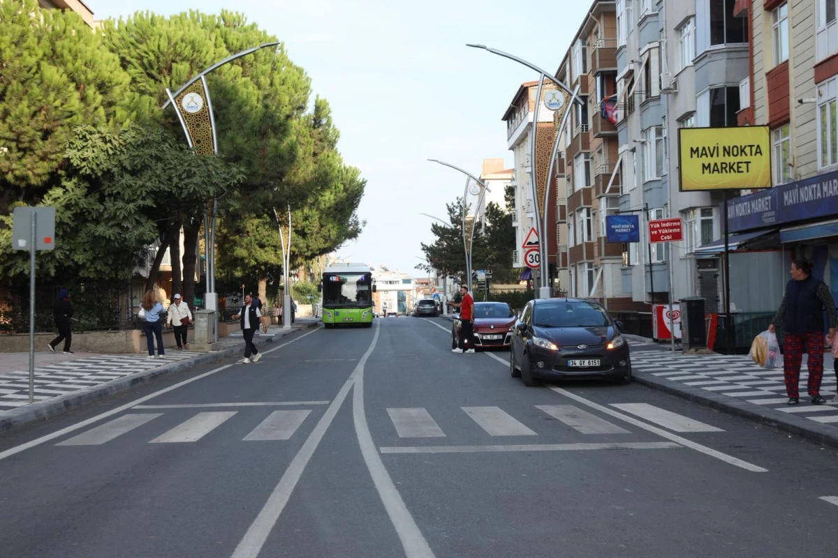 Ali Arıcan Caddesi ışıl ışıl oldu
