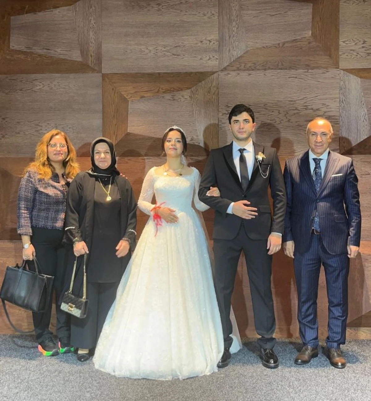 ASRİAD Ailesi Yıldız ve Çiçek Çiftinin Mutluluğuna Ortak Oldu