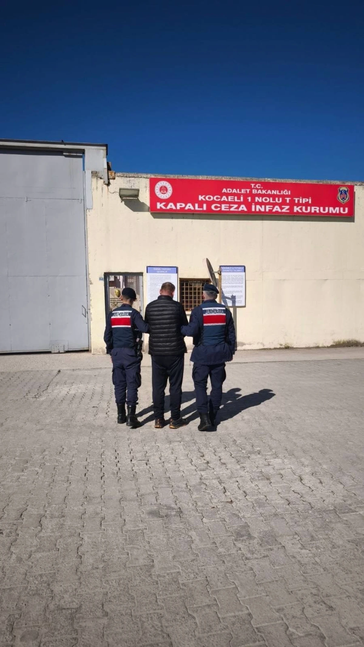 BASIN A&Ccedil;IKLAMASI