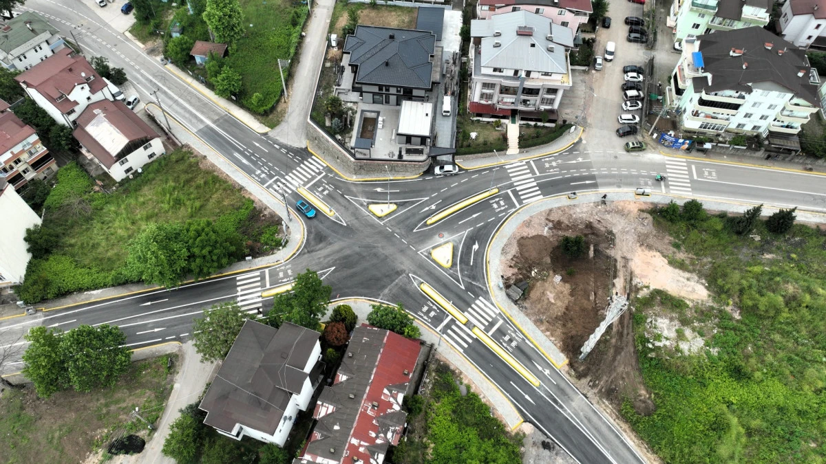 Başiskele&rsquo;de modern kavşak hizmete a&ccedil;ıldı