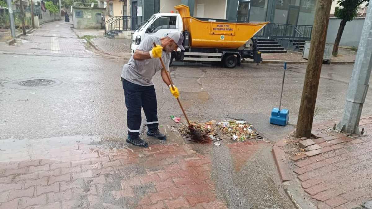 Başkan Bıyık: &ldquo;Su Baskınlarının &Ouml;n&uuml;ne Ge&ccedil;mek İ&ccedil;in Sahadayız&rdquo;