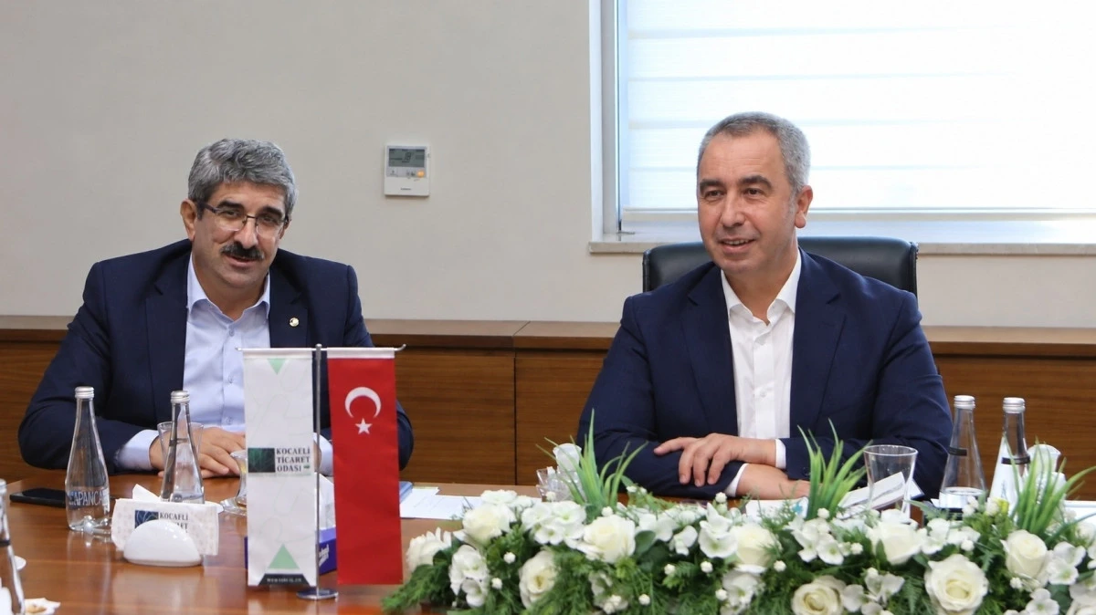 Başkan Bulut&rsquo;tan Bakan Yardımcılığı G&ouml;revine Atanan Kocaelili Hemşehrimiz Bekir Bayrakdar&rsquo;a Tebrik