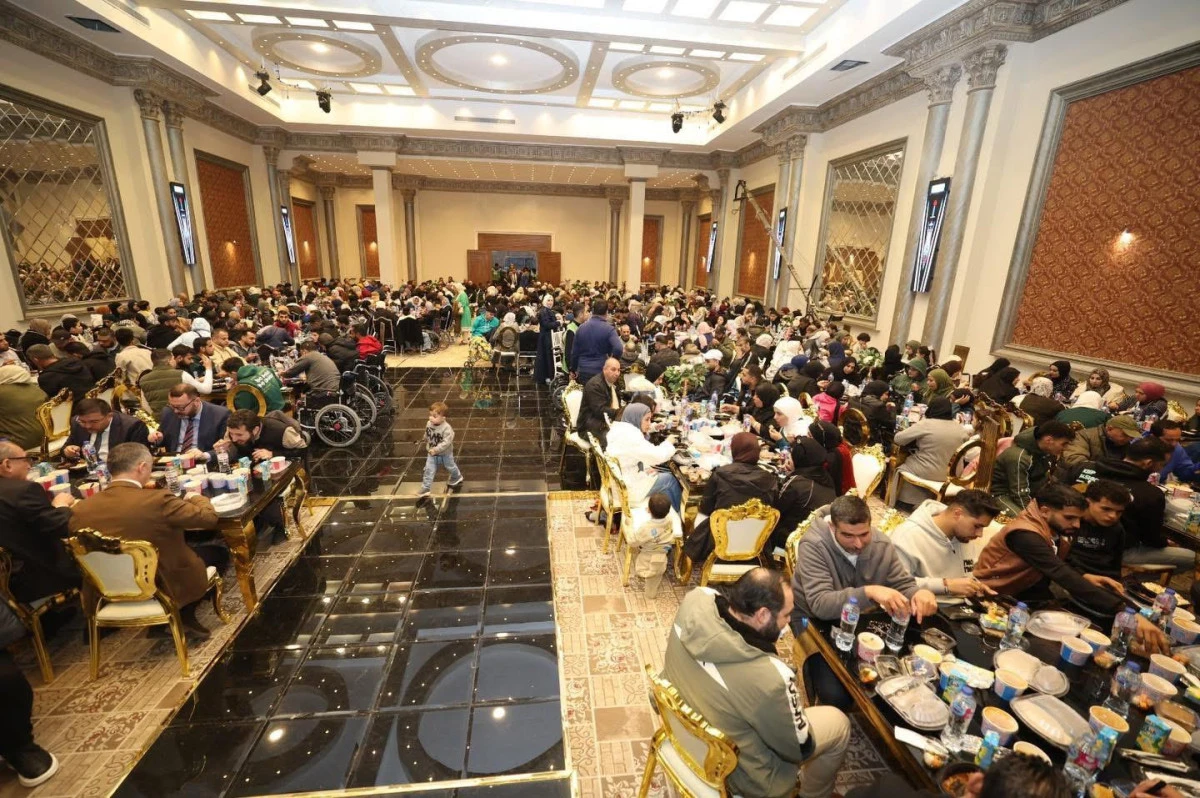 Başkan B&uuml;y&uuml;kakın, Gazzeli ailelerle oru&ccedil; a&ccedil;tı