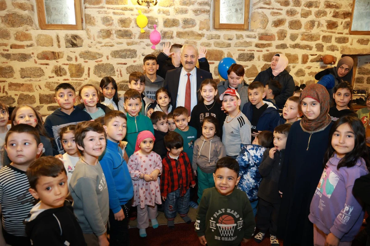 Başkan B&uuml;y&uuml;kg&ouml;z &ldquo;Elveda Ramazan Hoş Geldin Bayram&rdquo; Programına Katıldı