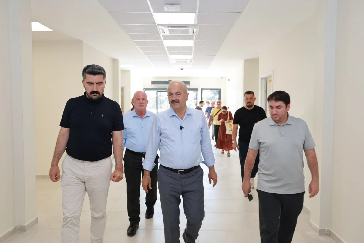 Başkan B&uuml;y&uuml;kg&ouml;z Ge&ccedil;ici Kaymakamlık Hizmet Binasında İncelemelerde Bulundu