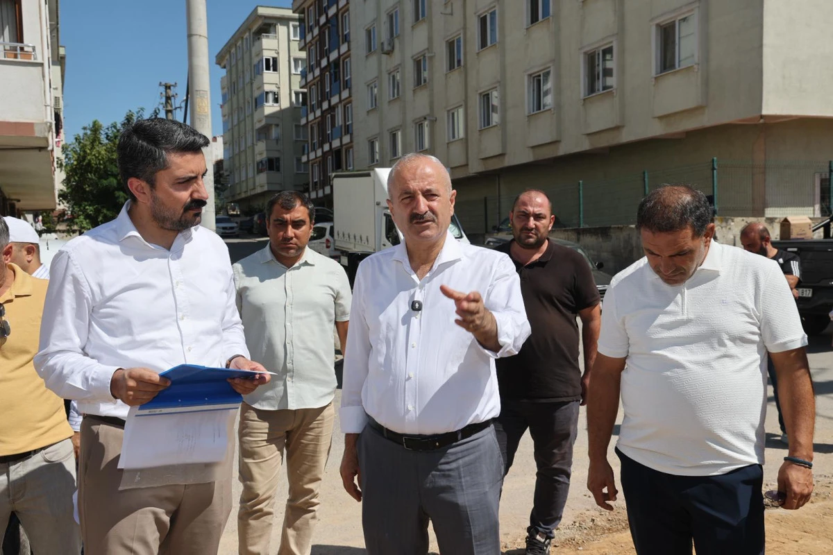 Başkan B&uuml;y&uuml;kg&ouml;z Sahadaki &Ccedil;alışmaları Yerinde İnceledi