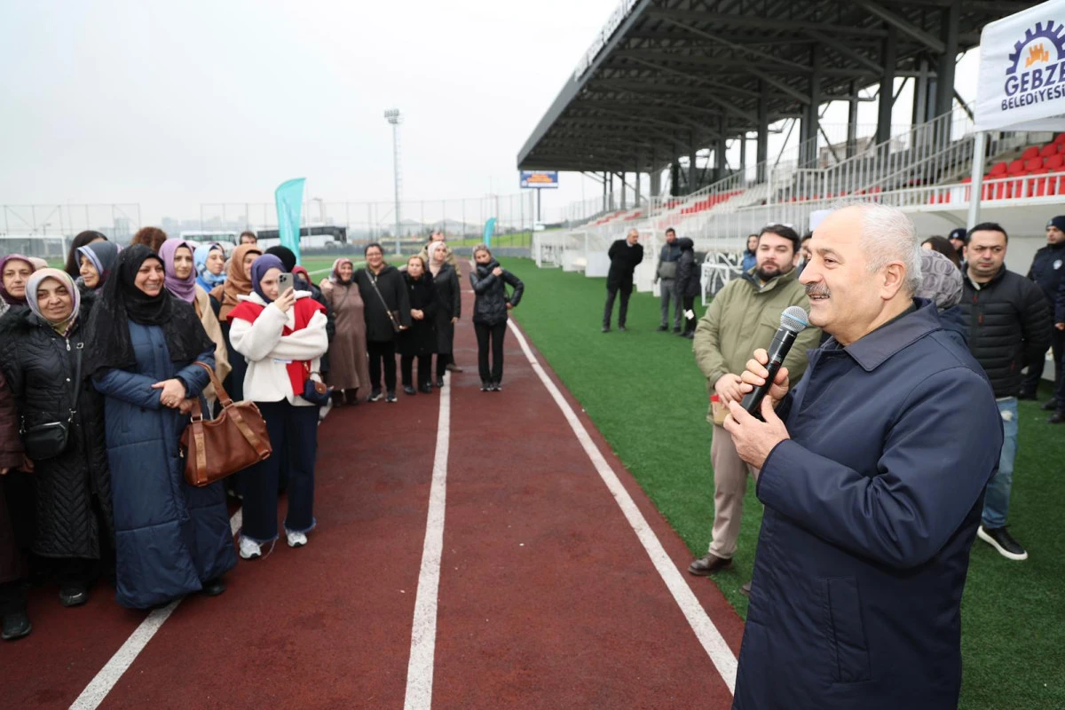 BAŞKAN B&Uuml;Y&Uuml;KG&Ouml;Z: &ldquo;SPOR HER YAŞTA HAYATIN VAZGE&Ccedil;İLMEZİDİR&rdquo;