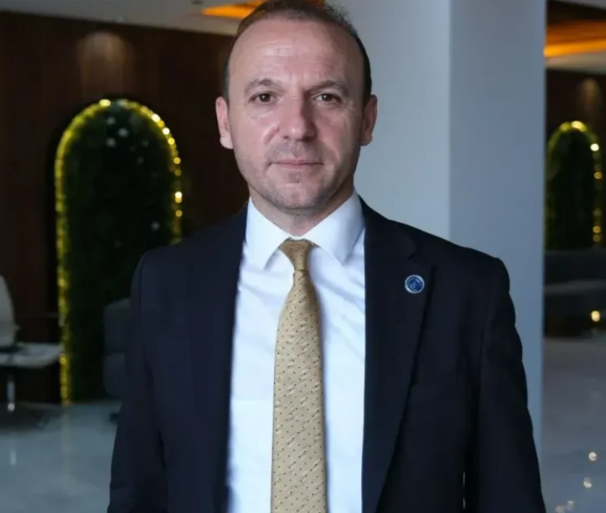 Başkan Ellialtıoğlu’dan norm fazlası atamalara tepki!