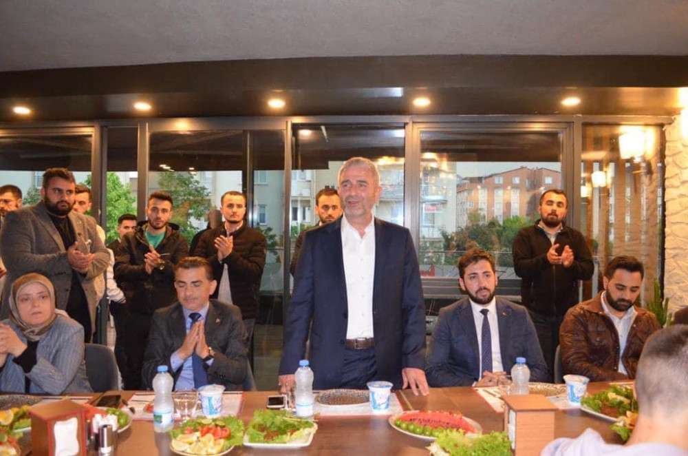 BAŞKAN KAYA: GENÇLERİMİZDEN ALDIĞIMIZ DESTEKLE 28 MAYIS'TA REKOR KIRACAĞIZ