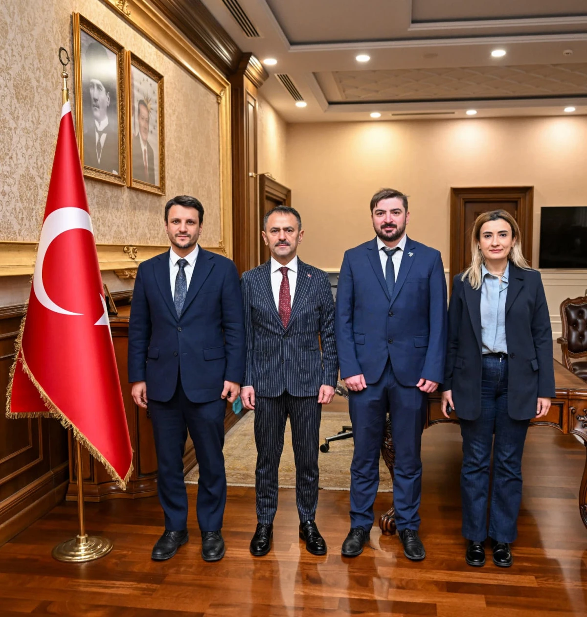 Bilişim Vadisi Genel M&uuml;d&uuml;r&uuml; T&uuml;zgen ve 42 T&uuml;rkiye Direkt&ouml;r&uuml; G&ouml;k&ccedil;e&rsquo;den Vali Aktaş&rsquo;a Ziyaret