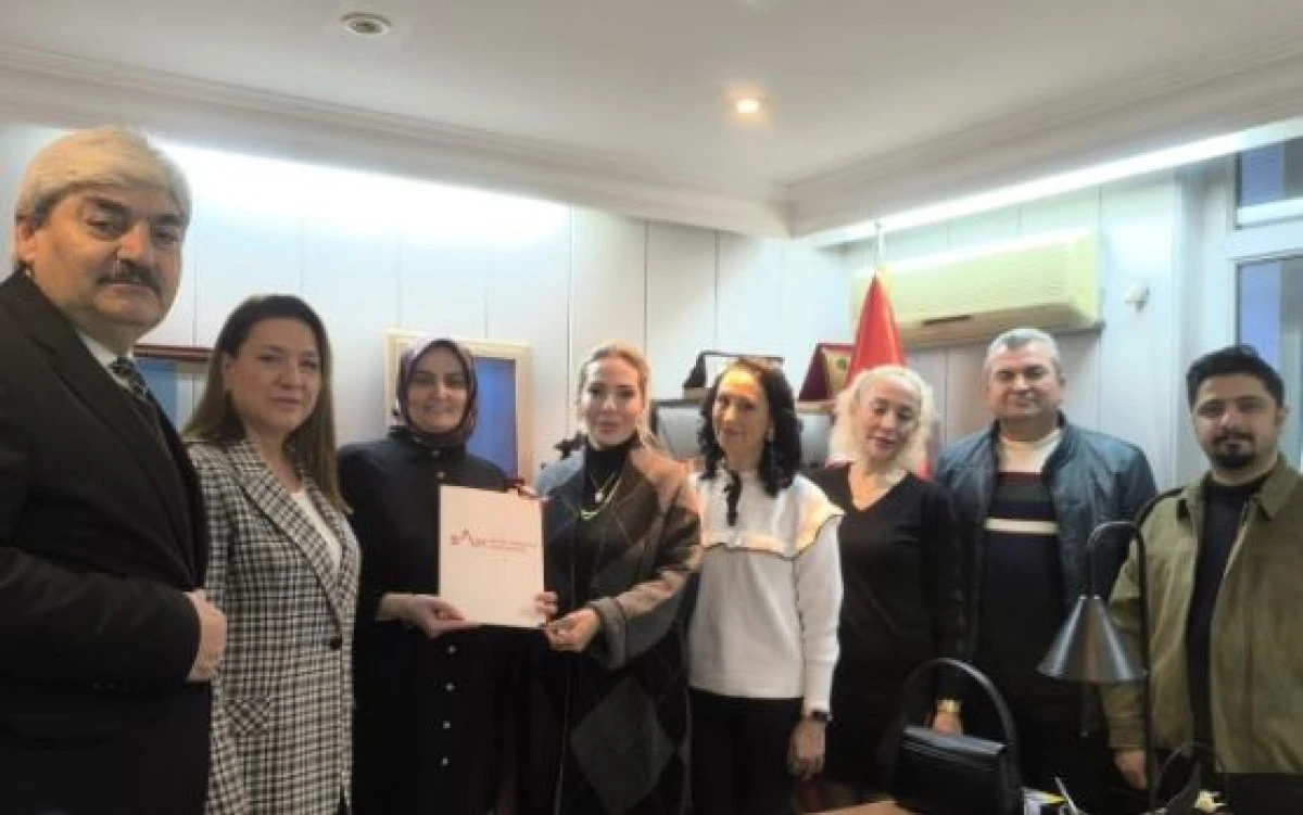 BİR ŞEY YAP! Derneği ile B&uuml;y&uuml;k Anadolu Hastanesi Arasında İş Birliği Protokol&uuml;