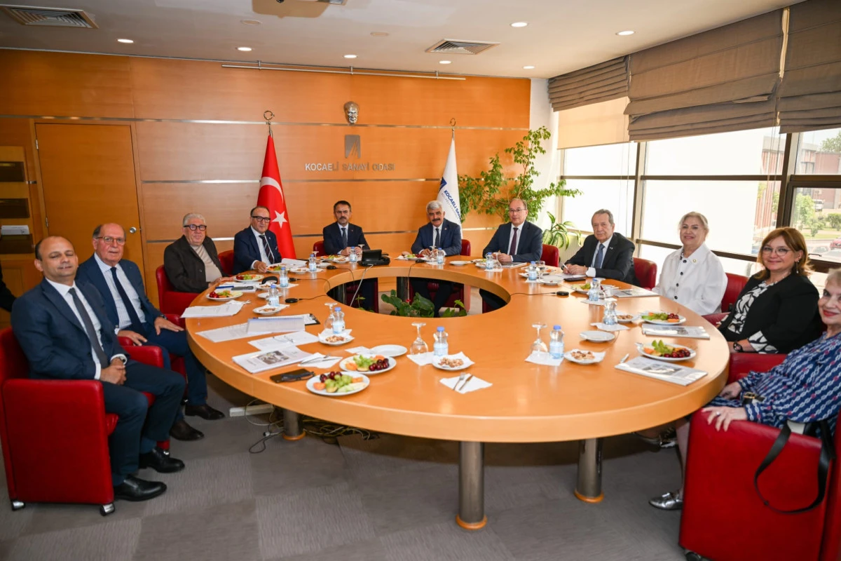 Bizimk&ouml;y Engelliler &Uuml;retim Merkezi Vakfı M&uuml;tevelli Heyet Toplantısı, Vali Aktaş Başkanlığında Yapıldı
