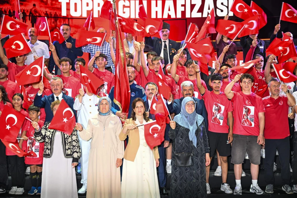 B&uuml;y&uuml;k Direniş, 10. Yıl D&ouml;n&uuml;m&uuml;nde Kocaeli&rsquo;de Dualarla Anıldı