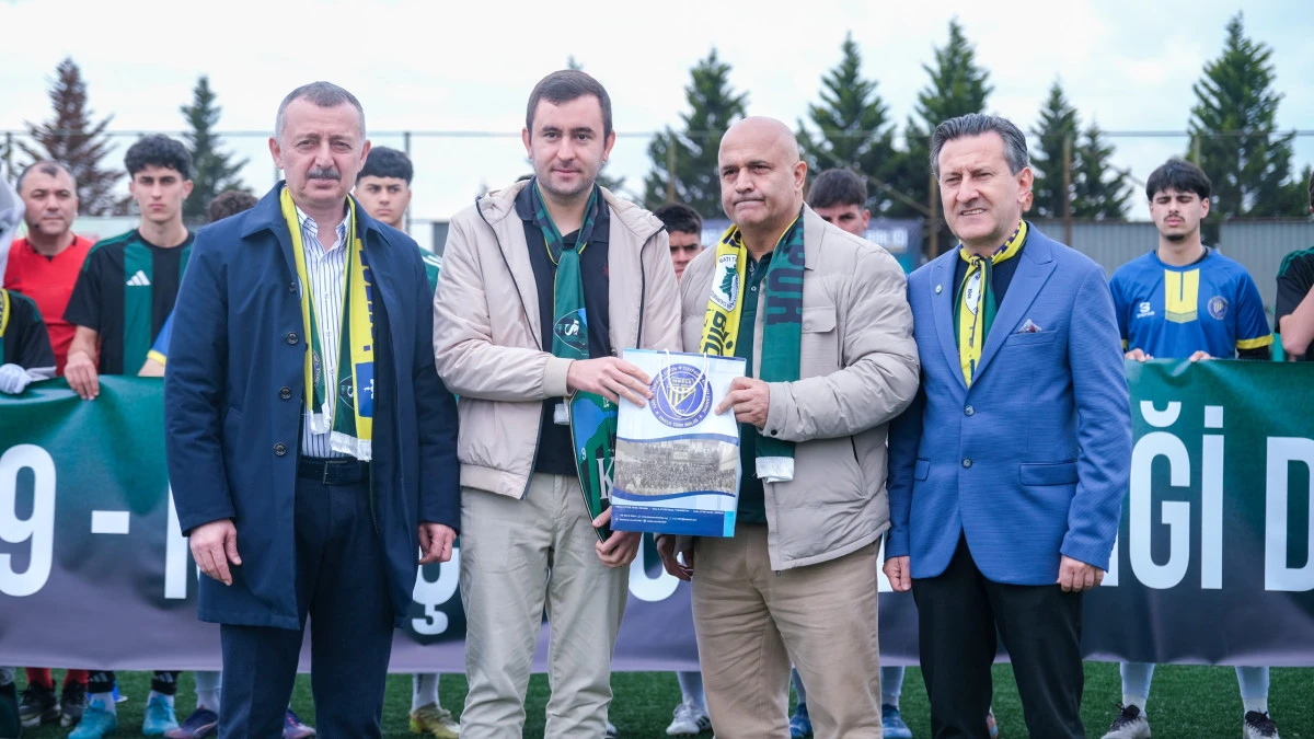 B&uuml;y&uuml;kakın: &ldquo;Bu sahada  kardeşlik, tarih ve k&uuml;lt&uuml;r var&rdquo;