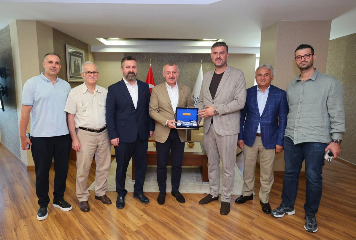 B&uuml;y&uuml;kakın: &ldquo;STK&rsquo;lar ile istişareyi &ccedil;ok &ouml;nemsiyoruz&rdquo;