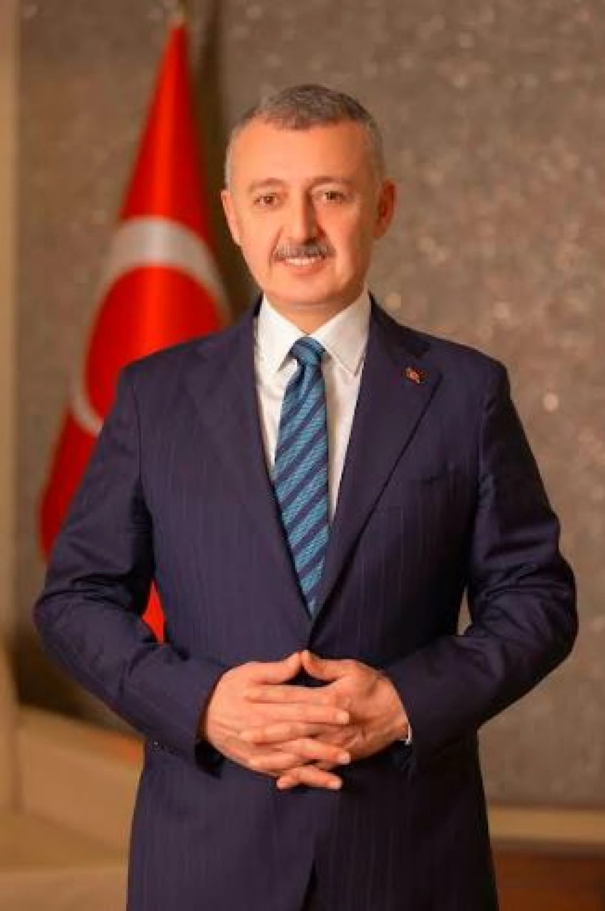 B&uuml;y&uuml;kakın&rsquo;dan yeni eğitim-&ouml;ğretim yılı mesajı