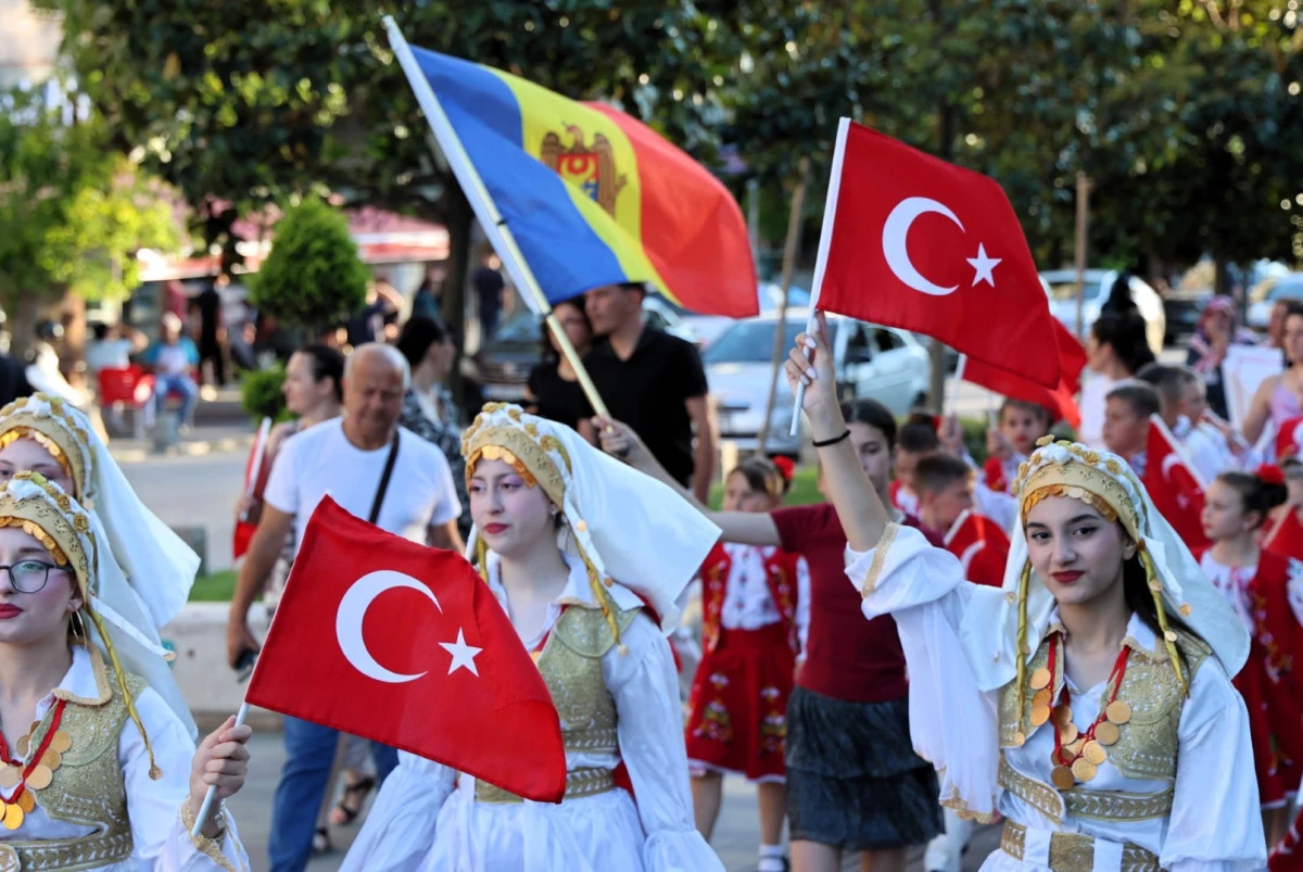 B&uuml;y&uuml;kşehir, Balkan Halk Oyunları Festivali&rsquo;ne ev sahipliği yaptı