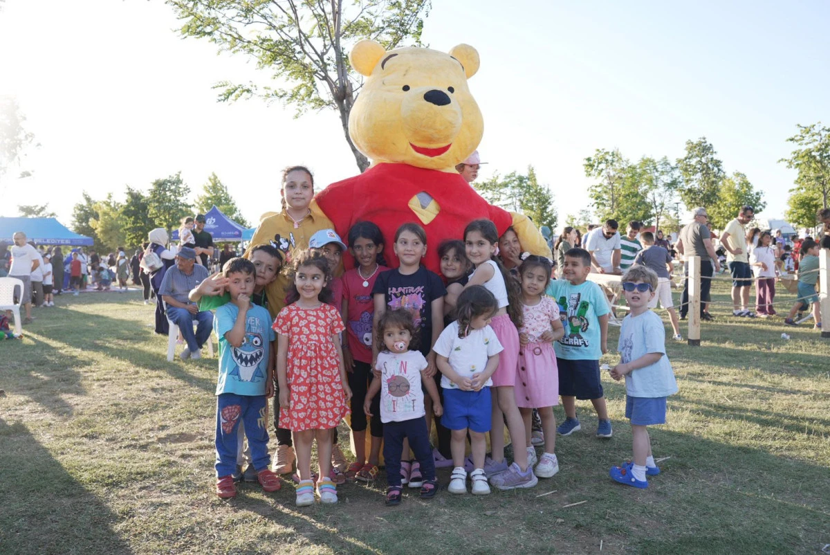 B&uuml;y&uuml;kşehir, &ccedil;ocuklar i&ccedil;in dopdolu etkinlikler d&uuml;zenledi