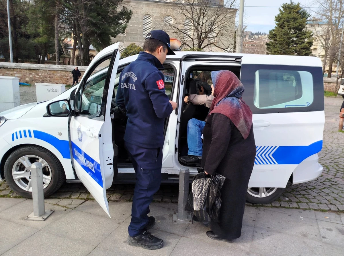 B&uuml;y&uuml;kşehir Zabıtası&rsquo;ndan &ouml;rnek duyarlılık