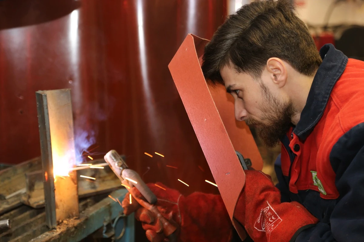 B&uuml;y&uuml;kşehir&rsquo;le g&uuml;&ccedil;l&uuml; istihdam kariyer yolu a&ccedil;ıyor