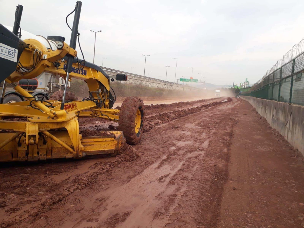 Büyüyen Kartepe’ye modern yol hamlesi