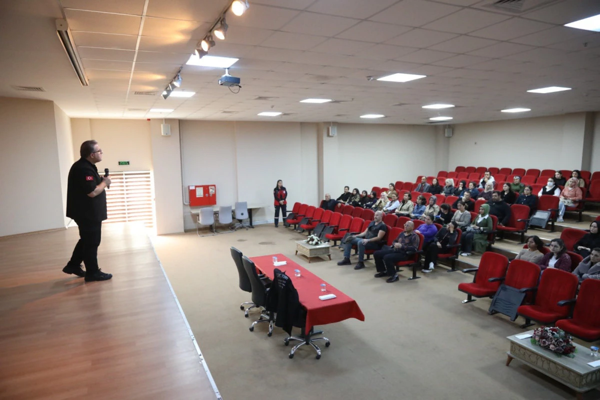 ÇAK-TİM’den kaymakamlık personeline deprem eğitimi