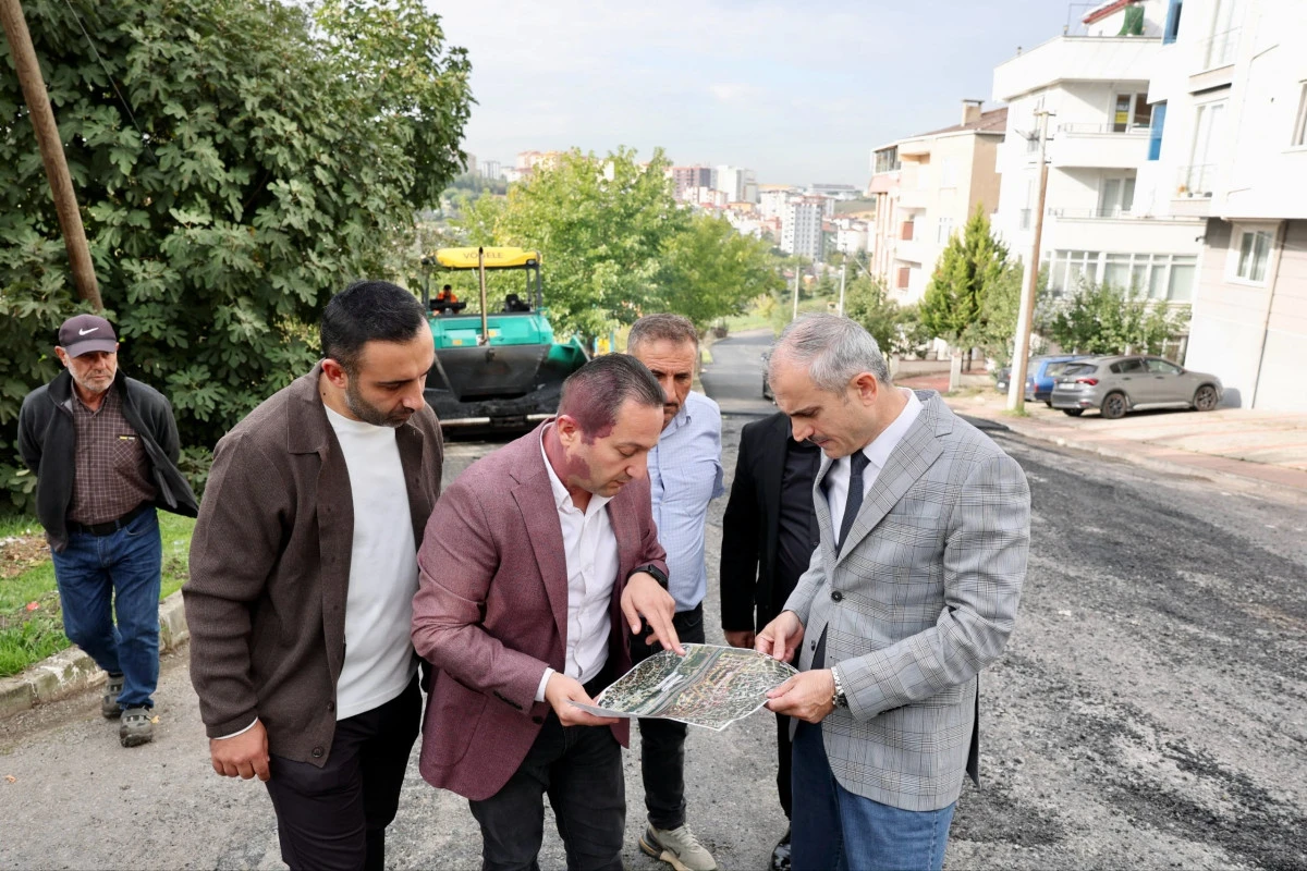 &Ccedil;ayırova Atat&uuml;rk Mahallesi&rsquo;nde Asfalt Hamlesi: Yollar Daha G&uuml;venli ve Konforlu Hale Geliyor
