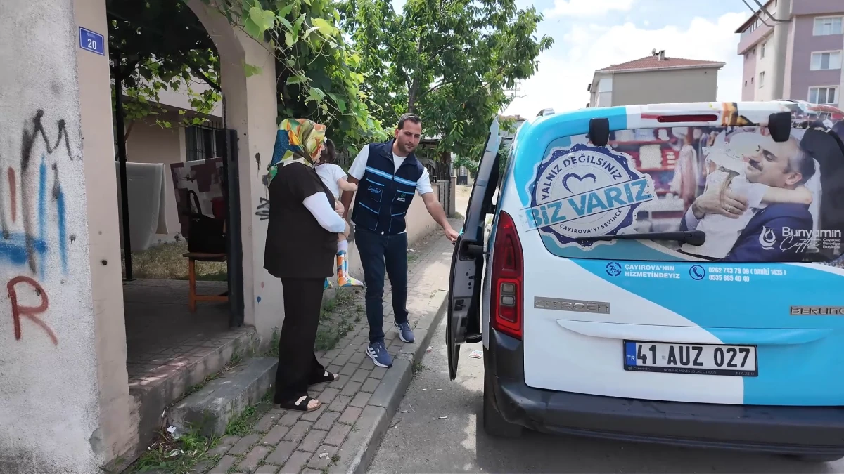 &Ccedil;ayırova Belediyesi, Minik Lina&rsquo;nın yanında