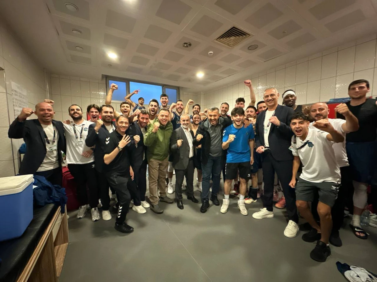 Çayırova Belediyesi, potada doludizgin 