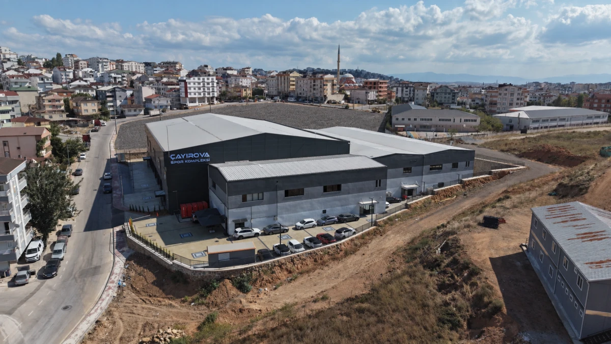 &Ccedil;ayırova Belediyesi Spor Kompleksi kapılarını a&ccedil;ıyor