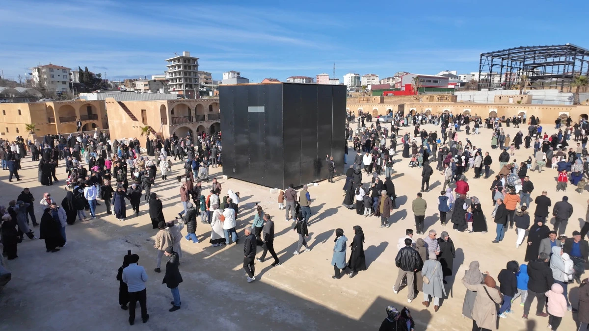 &Ccedil;ayırova Mekke Film Platosu, ziyaret&ccedil;i akınına uğradı