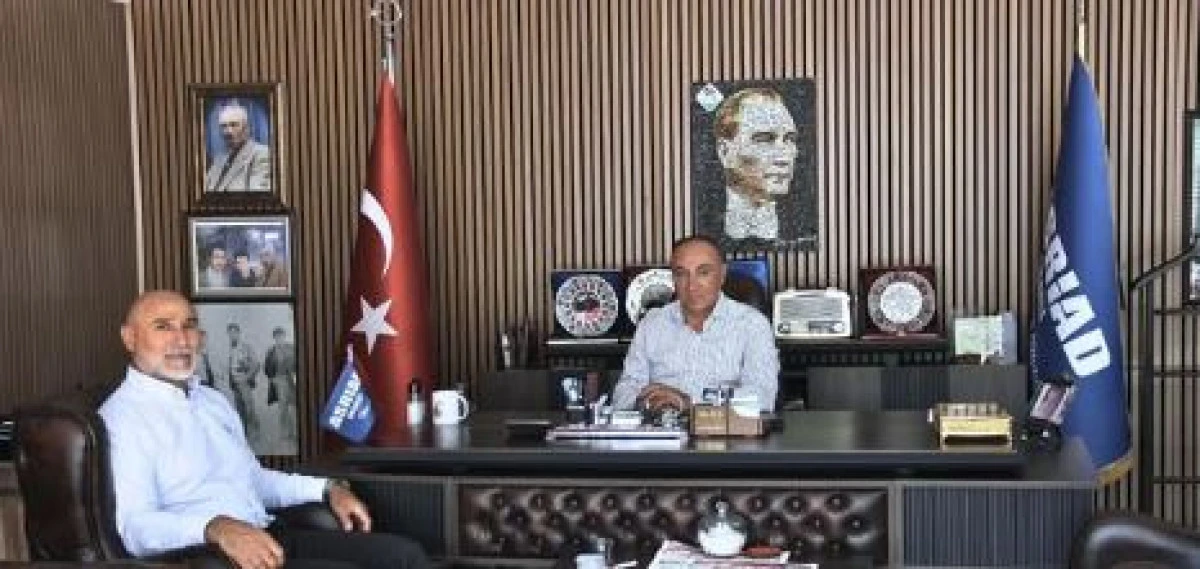 Celal Çelikbilek’ten ASRİAD Kocaeli Başkanı Nihat Yıldırım’a Ziyaret