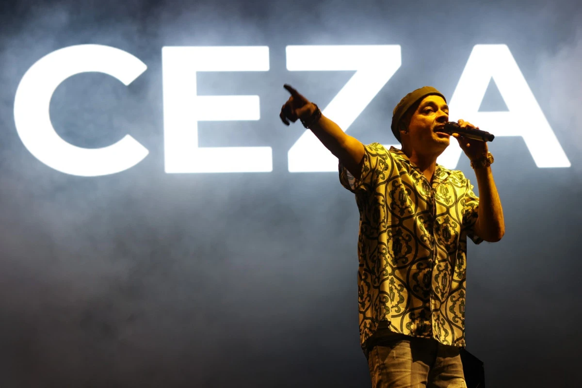 Ceza, EnFest sahnesinde hayranlarını coşturdu