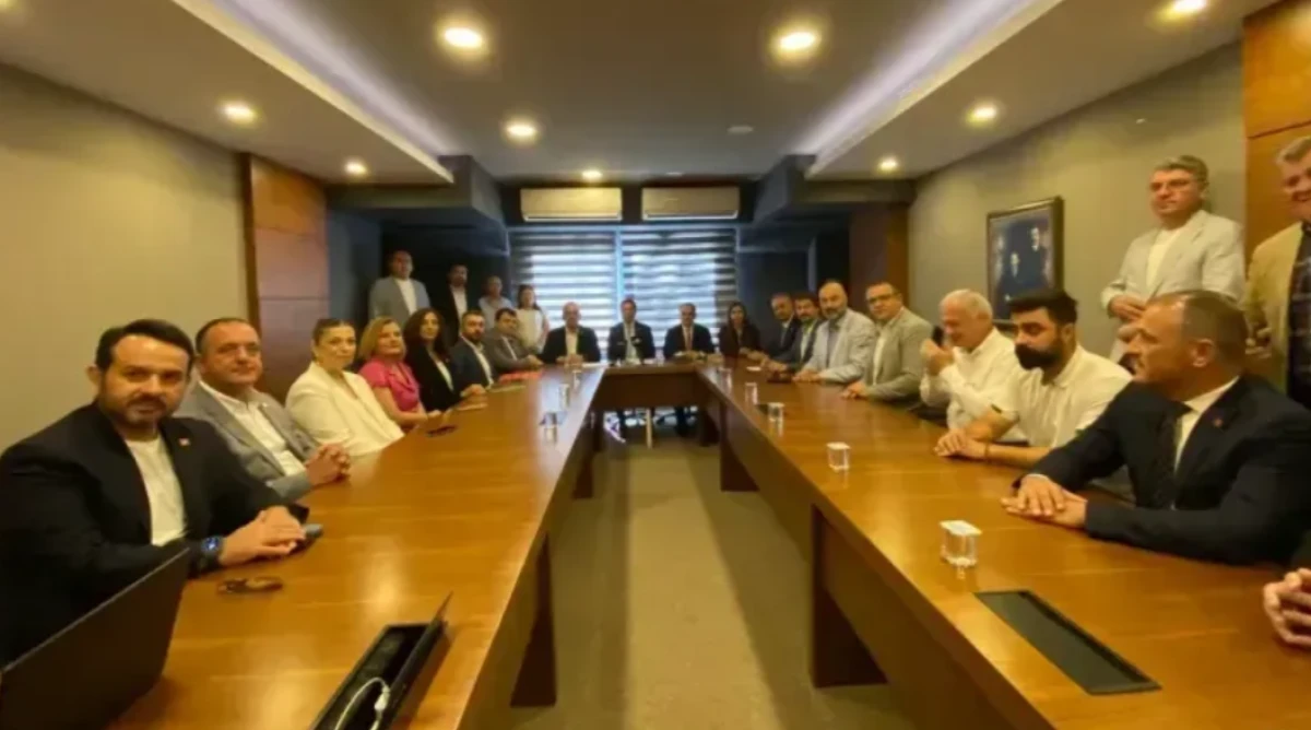 CHP heyeti Kocaeli’de konuştu: “Emekçi de emekli her gün yoksullaşıyor”