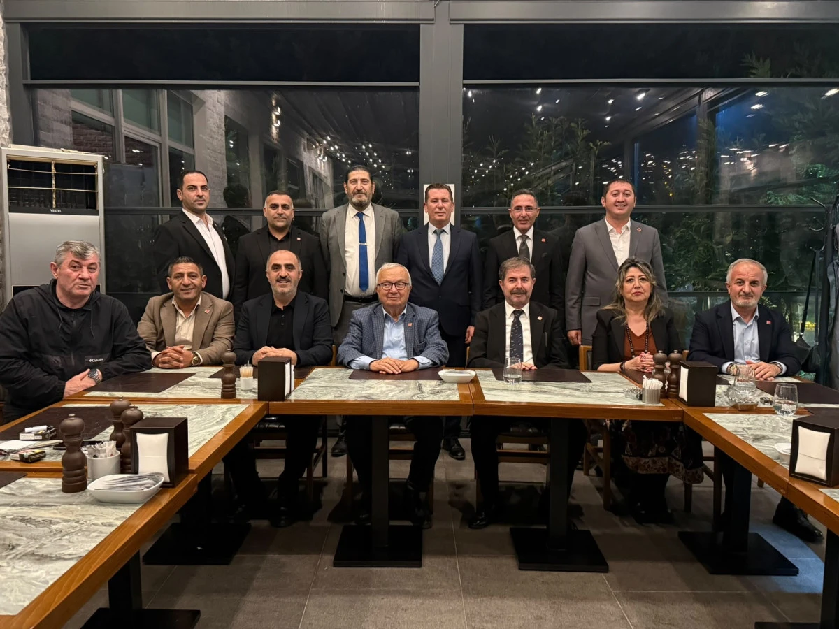 CHP KOCAELİ &Ouml;RG&Uuml;T&Uuml; BATI B&Ouml;LGESİ TOPLANTISINDA BİR ARAYA GELDİ