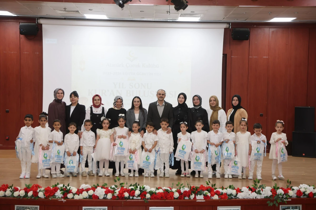 &Ccedil;ocuk kul&uuml;b&uuml; &ouml;ğrencileri Kur&rsquo;an&rsquo;a ge&ccedil;me heyecanı yaşadı